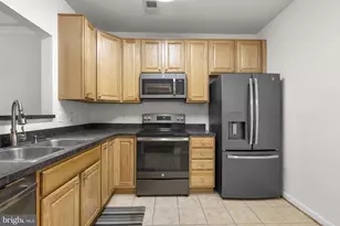 6155 Shadywood Rd, Elkridge, MD 21075 - Photo 16