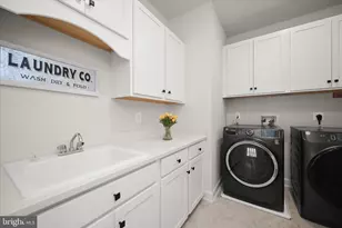 8370 McGill Ct, Laurel, MD 20723 - Photo 54