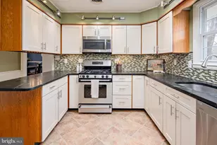 10214 Green Clover Dr, Ellicott City, MD 21042 - Photo 20