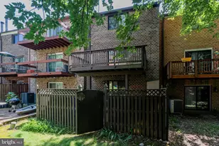 9011 Moving Water Ln, Columbia, MD 21046 - Photo 44