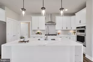 8069 Jenny's Wy, Fulton, MD 20759 - Photo 4