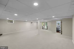 9714 Frederick Rd, Ellicott City, MD 21042 - Photo 28