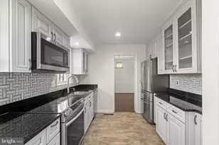 9035 Overhill Dr, Ellicott City, MD 21042 - Photo 12