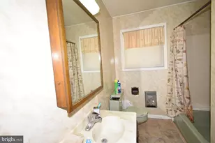 4851 Ellicott Woods Ln, Ellicott City, MD 21043 - Photo 10