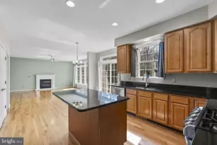 4520 Tulip Way, Ellicott City, MD 21043 - Photo 6