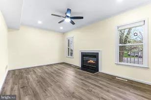 8691 Manahan Dr, Ellicott City, MD 21043 - Photo 4