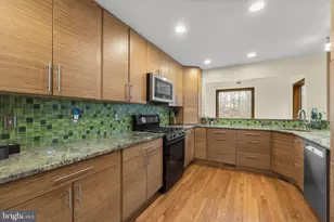 7314 Meadow Wood Way, Clarksville, MD 21029 - Photo 12