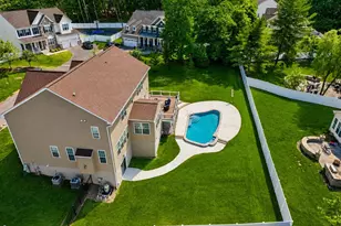 5308 E Gladys Pl, Ellicott City, MD 21043 - Photo 4