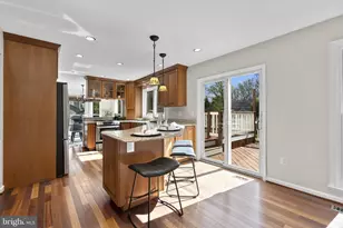 8525 Trail View Dr, Ellicott City, MD 21043 - Photo 12