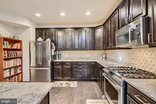 9837 Wilderness Ln, Laurel, MD 20723 - Photo 22
