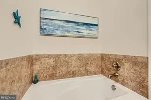 9837 Wilderness Ln, Laurel, MD 20723 - Photo 28