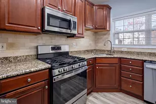 10252 Rutland Round Rd, Columbia, MD 21044 - Photo 16