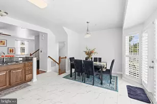 9457 Birdhouse Cir, Columbia, MD 21046 - Photo 12