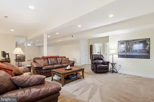 8951 Chapel Ave, Ellicott City, MD 21043 - Photo 30