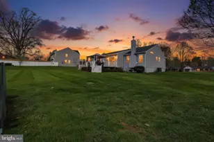 8951 Chapel Ave, Ellicott City, MD 21043 - Photo 2