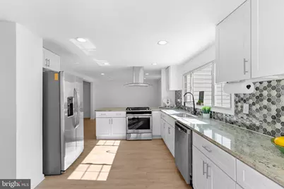 5637 High Tor Hill, Columbia, MD 21045 - Photo 2