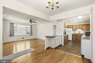 9827 Robinson Blvd, Laurel, MD 20723 - Photo 6