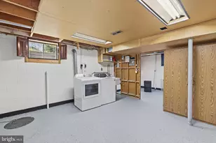 9827 Robinson Blvd, Laurel, MD 20723 - Photo 22