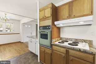 9827 Robinson Blvd, Laurel, MD 20723 - Photo 8