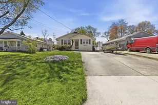 9827 Robinson Blvd, Laurel, MD 20723 - Photo 30