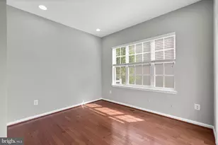 6704 Saw Mill Ct, Columbia, MD 21044 - Photo 16