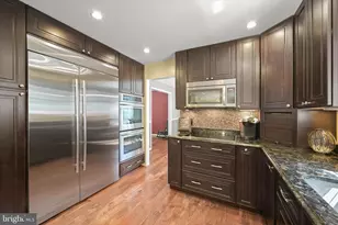 6206 Fairbourne Ct, Hanover, MD 21076 - Photo 4