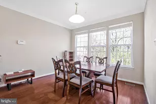 7689 Spreading Oak Ln, Elkridge, MD 21075 - Photo 8