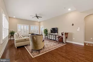 2736 Vardon Ln, Ellicott City, MD 21042 - Photo 14