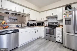 9308 Canterbury Riding, Laurel, MD 20723 - Photo 10