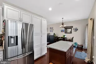 7548 Cove Point Way, Elkridge, MD 21075 - Photo 6