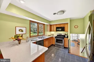 9221 Spring Valley Rd, Ellicott City, MD 21043 - Photo 20
