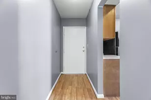 6087 Majors Ln, Columbia, MD 21045 - Photo 2