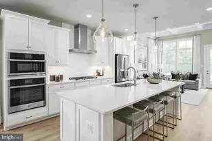 5411 Pondview Ln, Ellicott City, MD 21043 - Photo 2