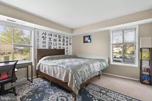 10850 Green Mountain Cir, Columbia, MD 21044 - Photo 12