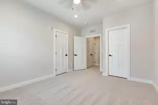 8911 Carls Ct, Ellicott City, MD 21043 - Photo 28