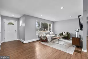 10009 Frederick Rd, Ellicott City, MD 21042 - Photo 4