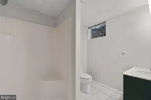13180 Deanmar Dr, Highland, MD 20777 - Photo 44