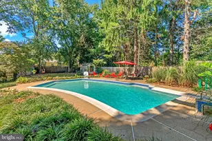 13180 Deanmar Dr, Highland, MD 20777 - Photo 4
