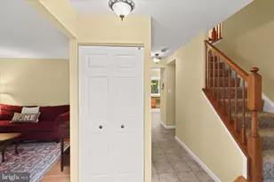 3840 Dahlgren Ct, Ellicott City, MD 21042 - Photo 2