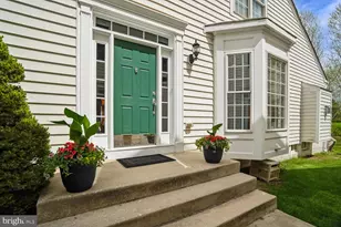4116 Lotus Cir, Ellicott City, MD 21043 - Photo 4