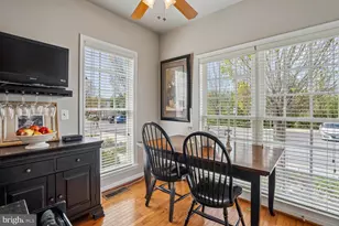 4116 Lotus Cir, Ellicott City, MD 21043 - Photo 18