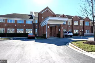 8270 Stone Crop Dr, Ellicott City, MD 21043 - Photo 4