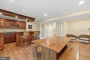 10213 Camelford Ct, Ellicott City, MD 21042 - Photo 32