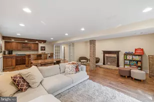 10213 Camelford Ct, Ellicott City, MD 21042 - Photo 36