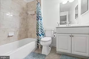 5804 Wyndham Cir, Columbia, MD 21044 - Photo 16