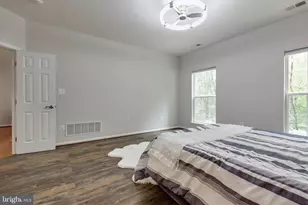 8867 Hub Garth, Jessup, MD 20794 - Photo 14