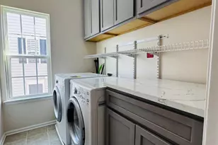 8058 Locust Mill St, Ellicott City, MD 21043 - Photo 10