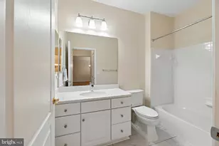6155 Shadywood Rd, Elkridge, MD 21075 - Photo 32
