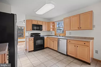 8669 Concord Drive, Jessup, MD 20794 - Photo 10