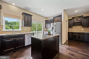7062 Foxton Way, Hanover, MD 21076 - Photo 10